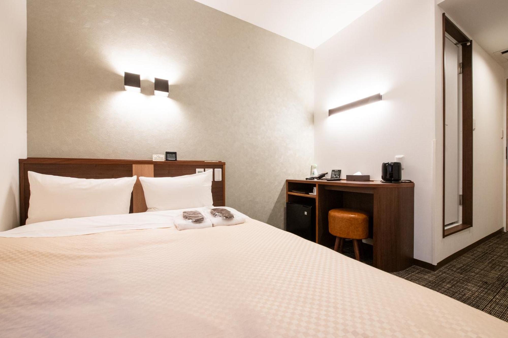 Ueno First City Hotel Tokyo Esterno foto
