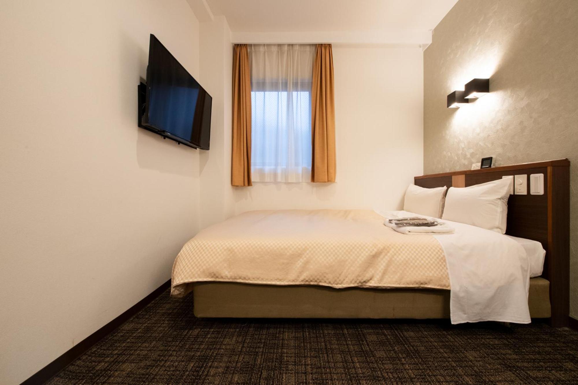 Ueno First City Hotel Tokyo Esterno foto