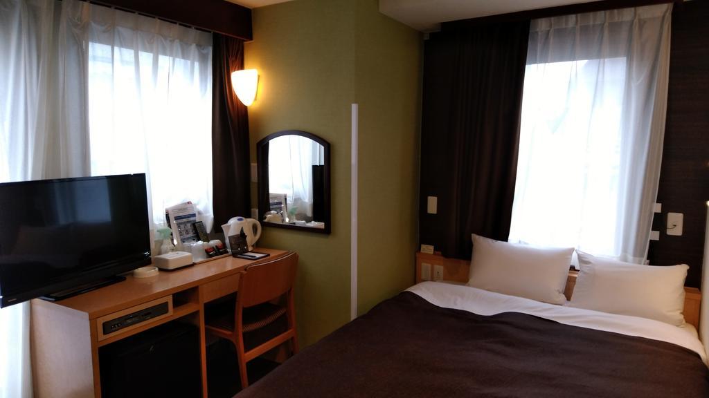 Ueno First City Hotel Tokyo Esterno foto