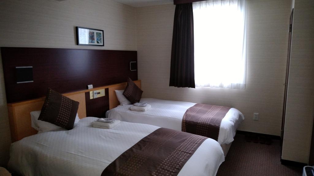 Ueno First City Hotel Tokyo Esterno foto