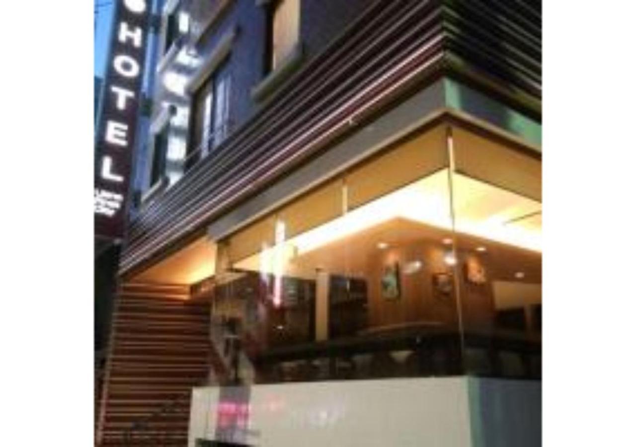 Ueno First City Hotel Tokyo Esterno foto