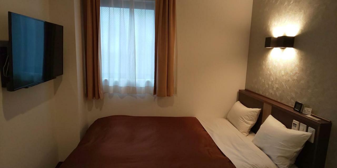 Ueno First City Hotel Tokyo Esterno foto