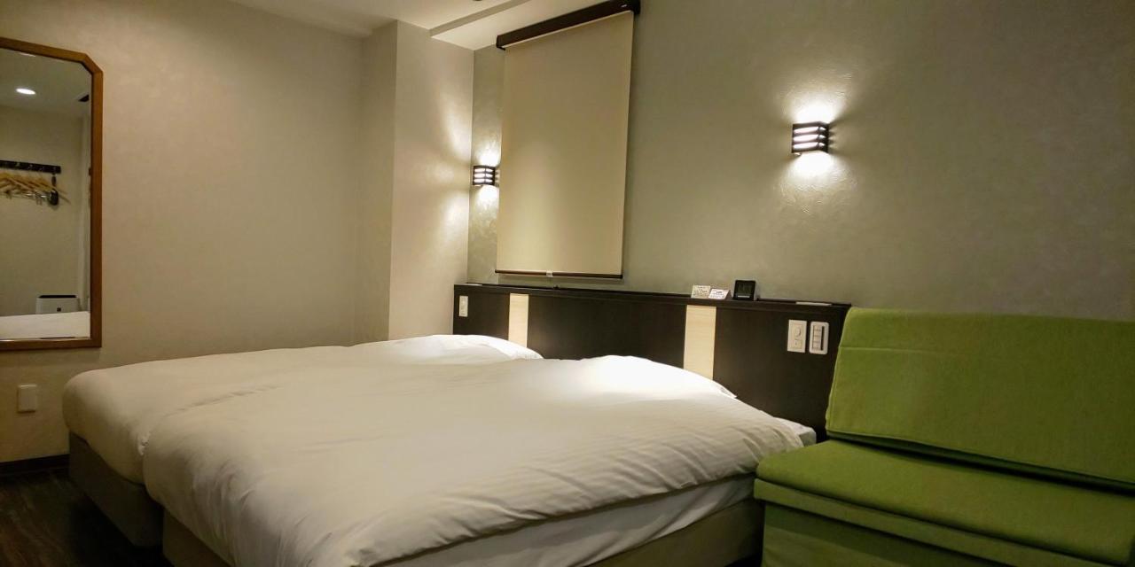 Ueno First City Hotel Tokyo Esterno foto