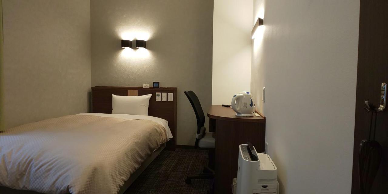 Ueno First City Hotel Tokyo Esterno foto